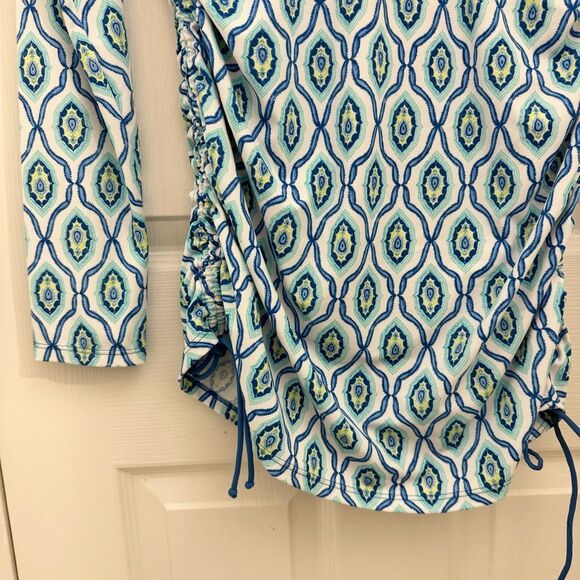 Cabana Life Women’s Swim Top Size Large Blue Green Ruched Patterned Long Sleeve - Picture 4 of 7